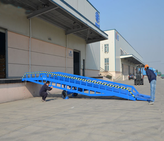 信州移动式登车桥应用